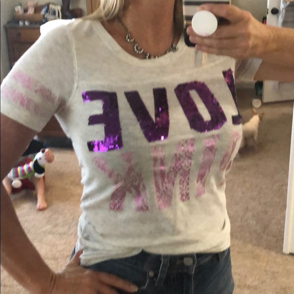 PINK Tshirt
